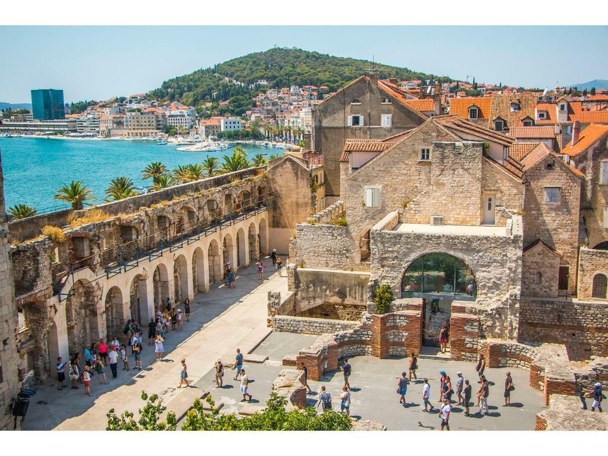 Terazza Grande In Diocletian Tower Apartment สปลิท ภายนอก รูปภาพ