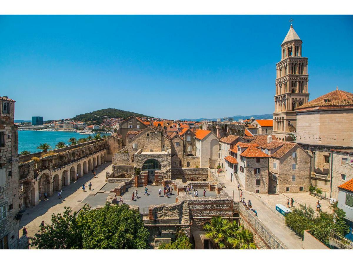 Terazza Grande In Diocletian Tower Apartment สปลิท ภายนอก รูปภาพ